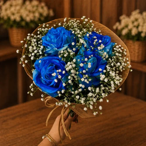 BUQUÊ DE ROSAS AZUIS