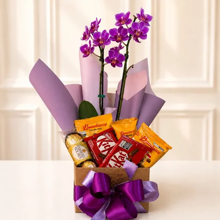 BOX COM MINI ORQUÍDEA, BAUDUCCO, KIT KAT E TRIO FERRERO
